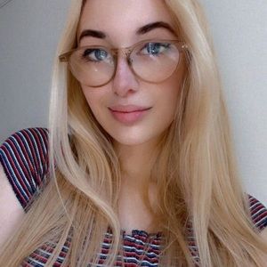 Meet your Posher, Angéliane